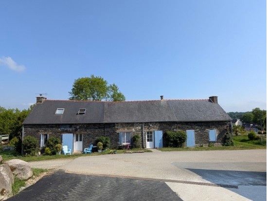 Maison 3 Pièces + Maison 2 Pièces + Dépendance 22340 Locarn